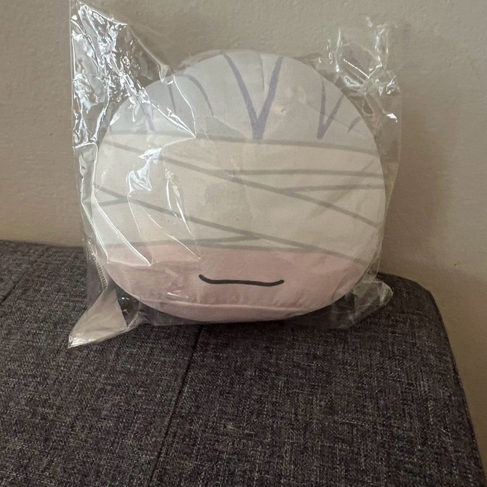 Jujutsu Kaisen Gojo Plush Brand New